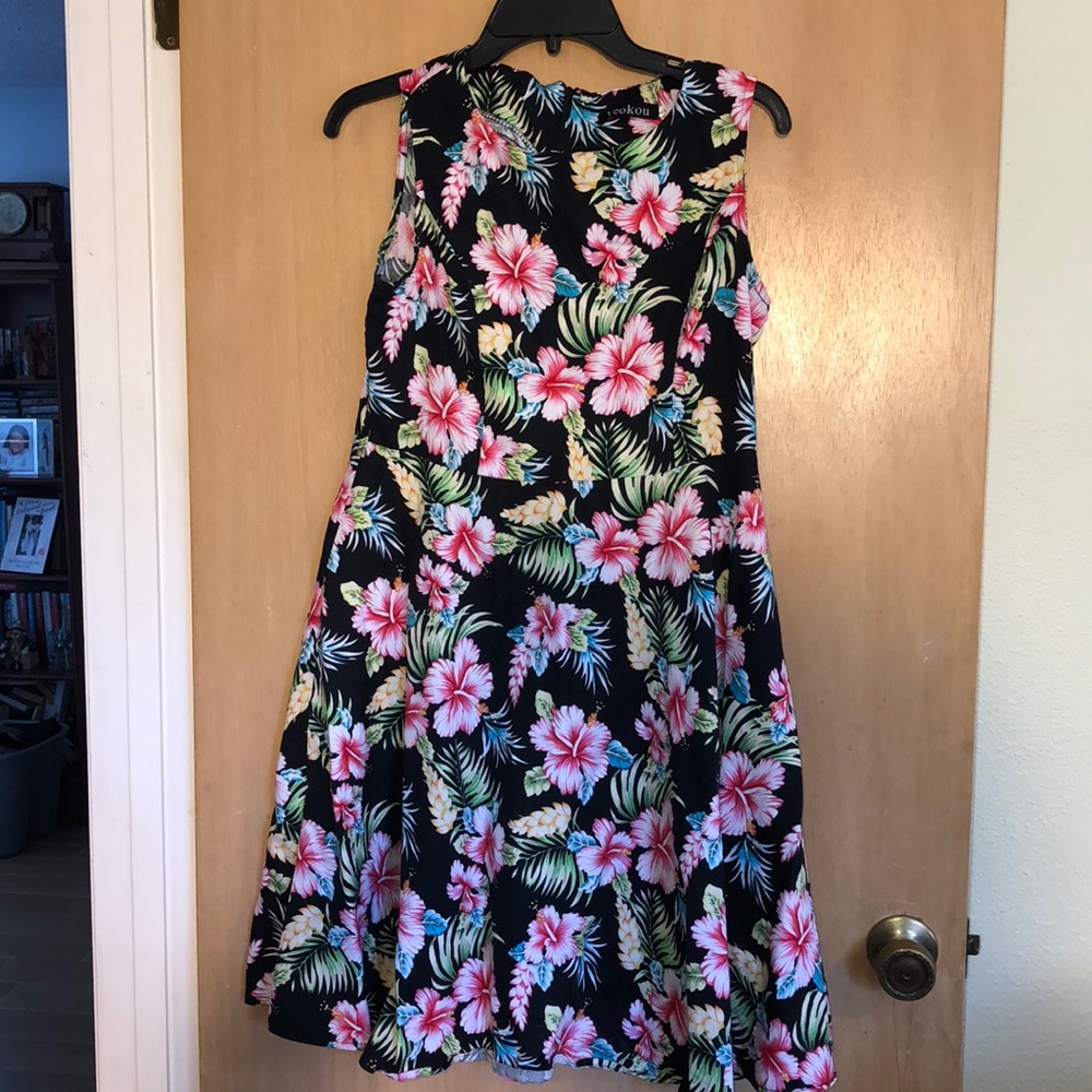 Yeokou Sleeveless Midi Dress Black Tropical Flowers Size Large